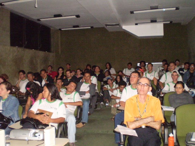 [031.JPG]