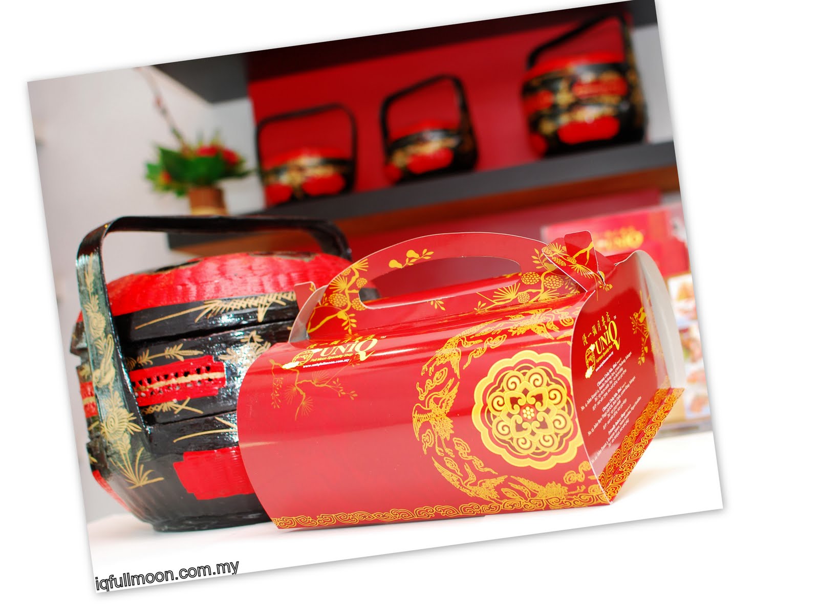 Elegant Premium Gift Box Simply The Best and Unique