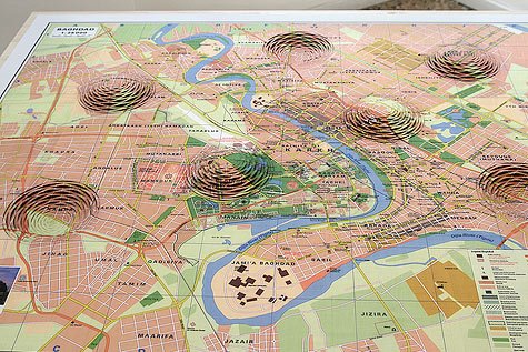 [MonaHatoum2009.jpg]