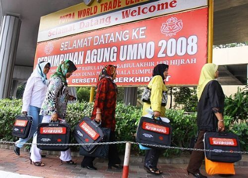 PUTERI UMNO..DATUK ROSNAH ABD.RASHID SHIRIN MENANG KETUA PUTERI UMNO..NAIB KETUA SHAHANIM  YUSOF.