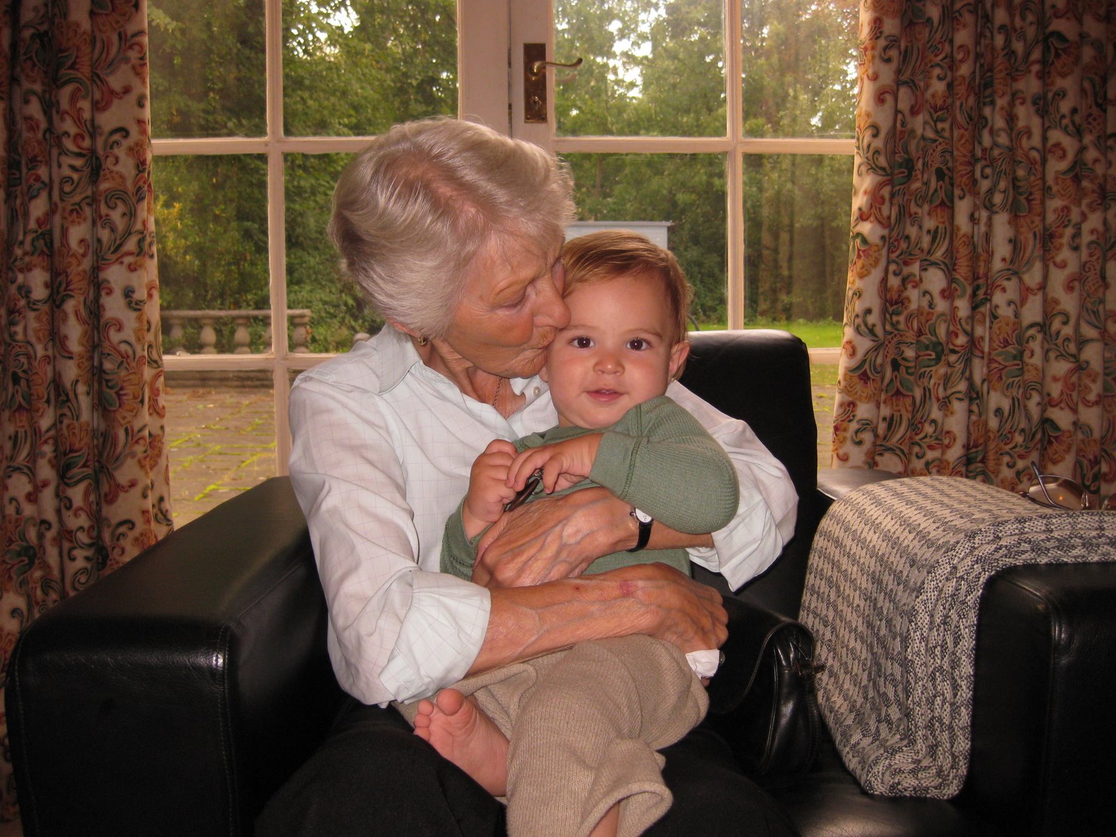 [august+holday+08+024.jpg]