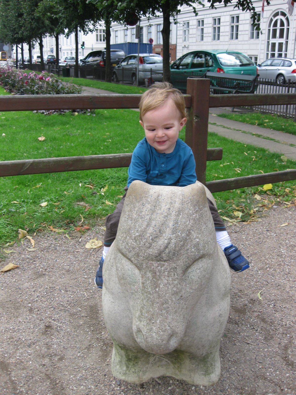 [august+holday+08+-+2+017.jpg]