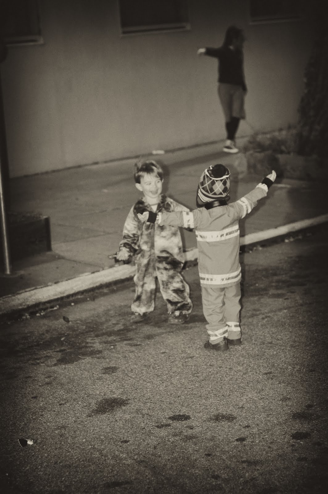 [2009-10-30+at+22-33-02.jpg]