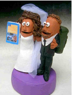  Funny Wedding Cake Toppers