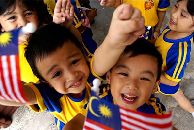 http://4.bp.blogspot.com/_j0wAQSX5S1w/TT5DS-K1b-I/AAAAAAAAAzA/IBzxrqXp6PY/s1600/kids.jpg