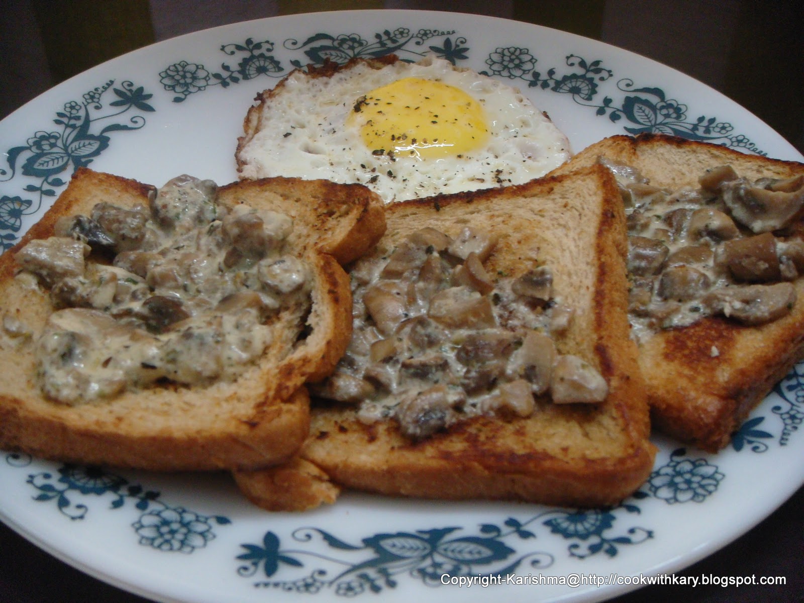 Effortless cooking. Easy baking. Creamy MushroomsOnToast