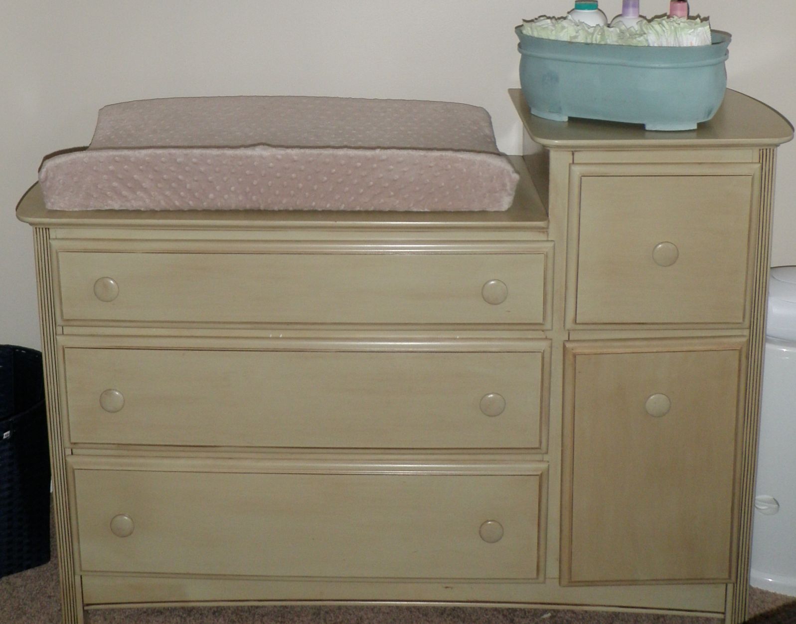 Bridgey Widgey Baby Changing Table