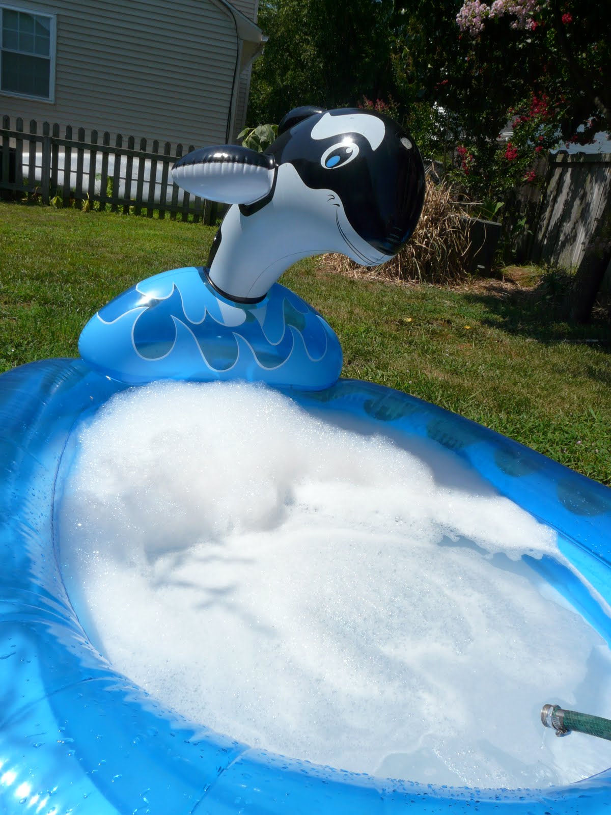 Children's Learning Activities Outdoor Bubble Bath!