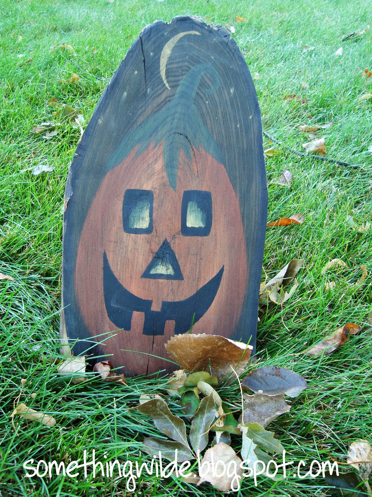 something wilde Tree Stump Pumpkin