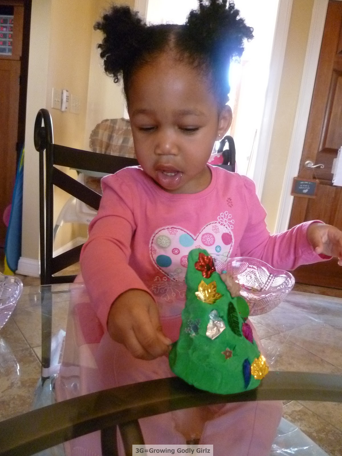 3G=Growing Godly Girlz Homemade CHRISTmas Playdough Trees!