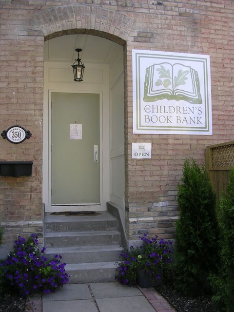 [Bookbank+door.jpg]