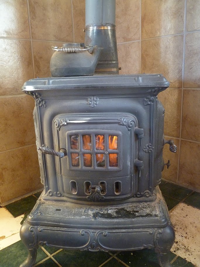 wood heating stove heaters burning antique heater rural stoves pipe burner iron cast revolution fireplace heat homemade pipes cook cookers