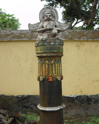 dinajpur rajbari, rajbatika, rajarampur, lion gate, gorur, statue