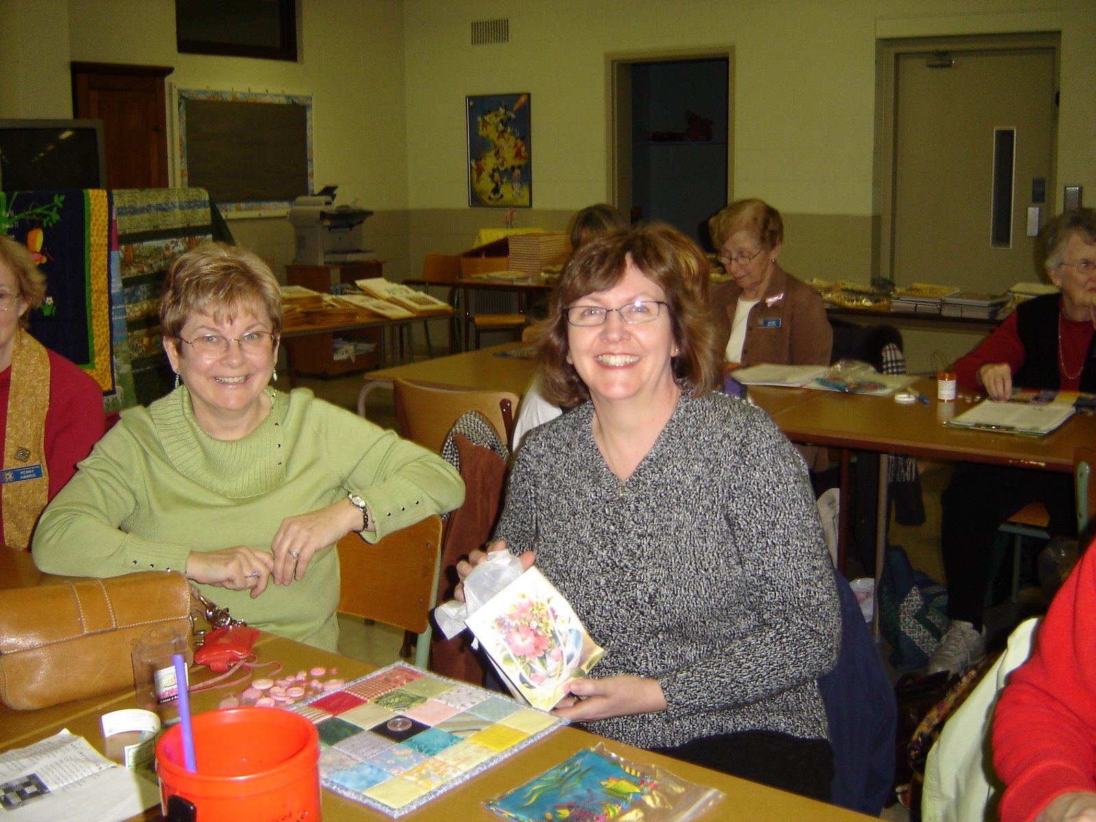 [jan+08+quilt+bingo+winner.JPG]