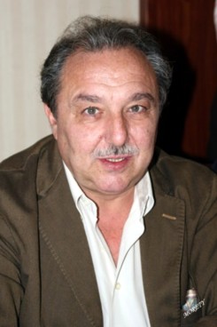 [PEDRO+JAVIER+CACERES.jpg]