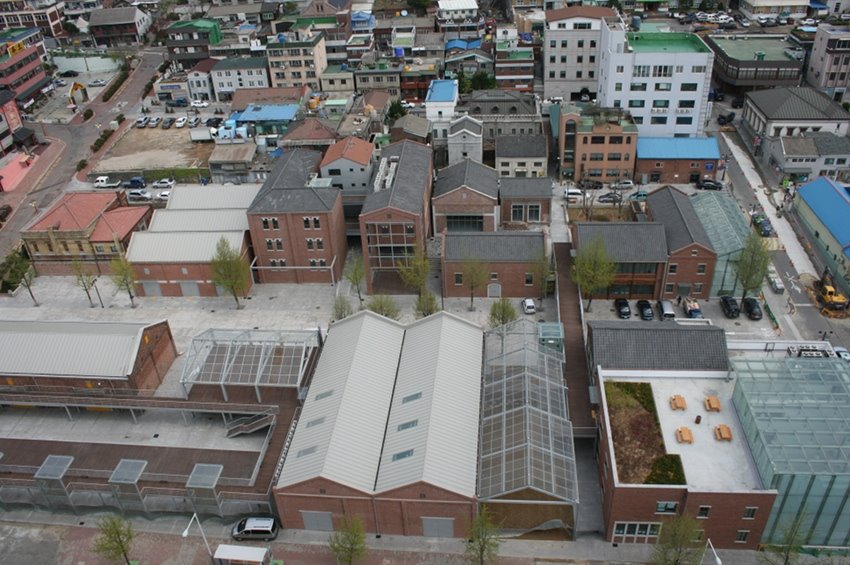 [Incheon+Biennale+venue.JPG]