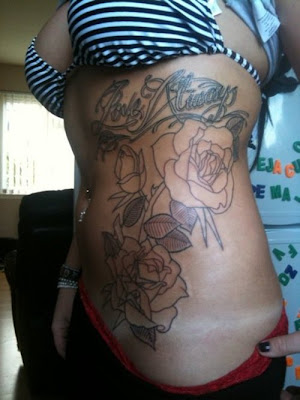 Rose Tatto Designs on Best Rose Tattoo Designs   Tattoos   Zimbio