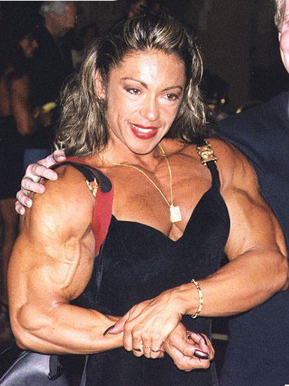 Fbb-Pecs Huge FBB Pecs http://femalebodybuilderenthusiasts.blogspot.com/2010_05 ...