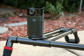 Compact Video: $5 Quick and Easy Shoulder Rig