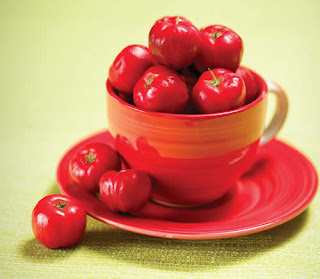 Acerola é a segunda maior fonte de vitamina C Verde em Folha