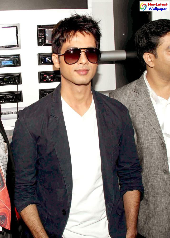 Related Posts : Shahid Kapoor Latest Wallpaper Of Shahid Kapoor. Related Posts : Shahid Kapoor