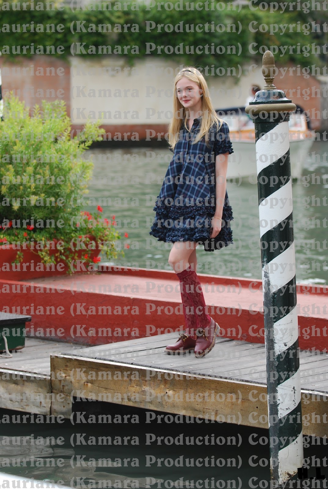 http://4.bp.blogspot.com/_jRhyS2Ht1QM/TSwnOGaEEJI/AAAAAAAAAFI/aCl7g2V7AIk/s1600/ELLE+FANNING+01_GF.jpg