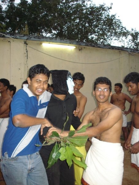 [n1184919162_30172886_8243.jpg]