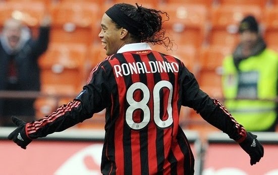 [ronaldinho.jpg]
