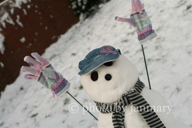 [snowman+4w+(Small).jpg]