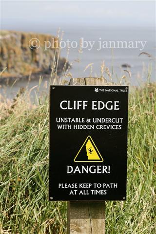 [cliff+sign+4w+(Small).jpg]