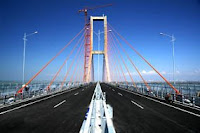 Jembatan Suramadu, Surabaya, Madura