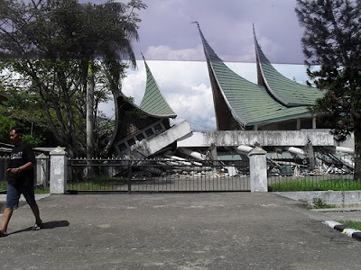 Photo-foto Padang Pra dan Pasca Gempa bumi