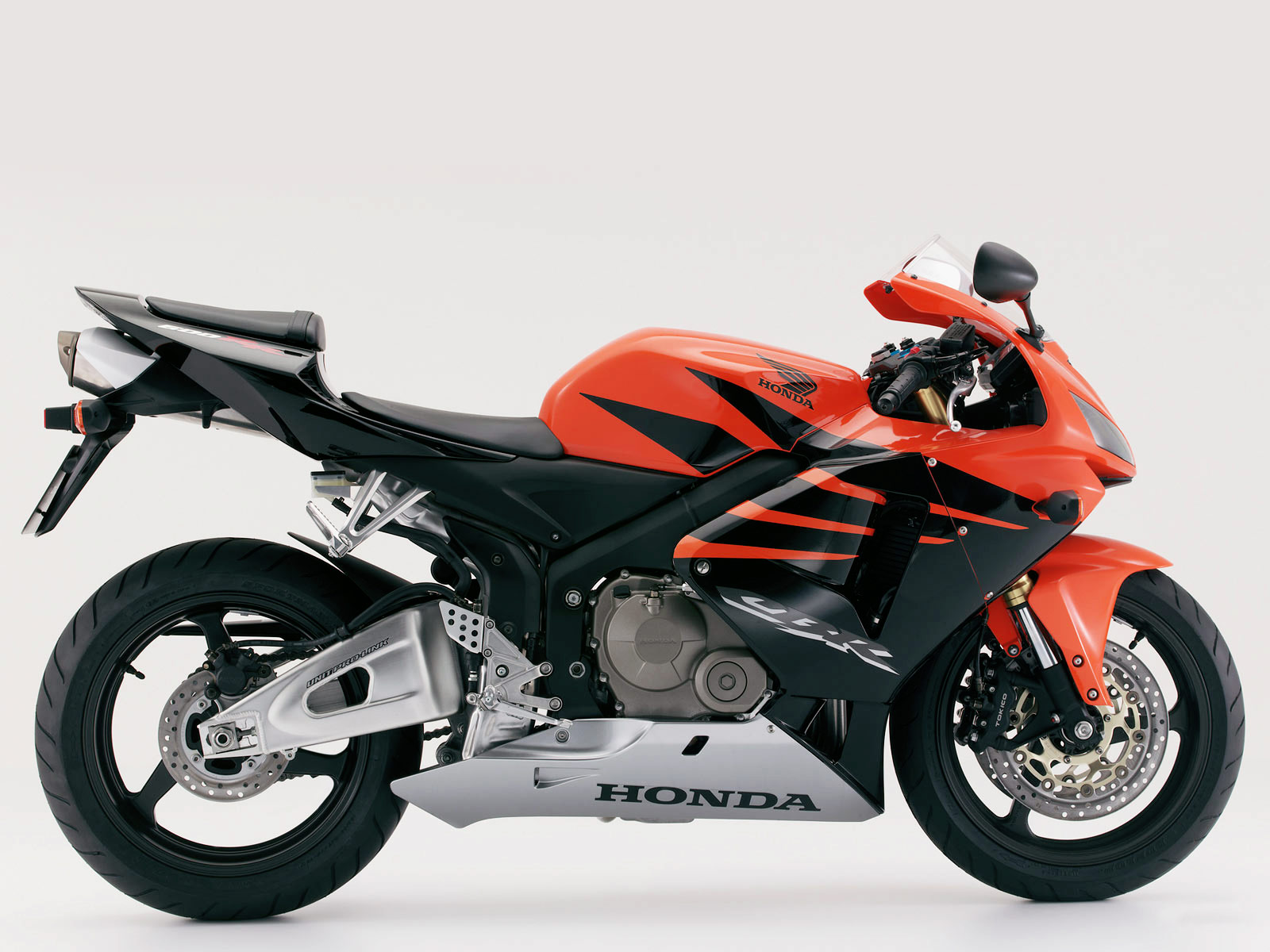 HONDA CBR 600 RR (2006)