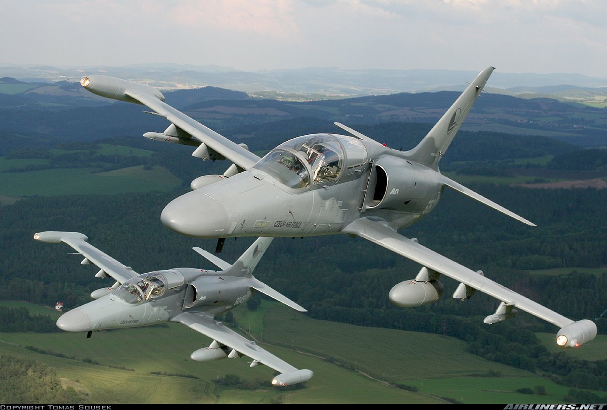 موسوعة المقاتلات الاوروبية - صفحة 2 Aero+l-159