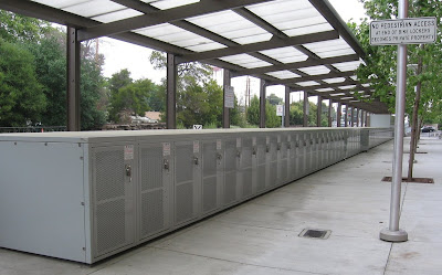 Image of bike lockers at Sunnyvale Caltrain station