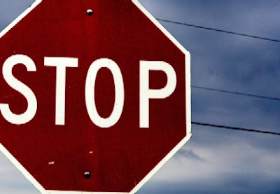 Image of a stop sign, bane of bicyclists everywhere