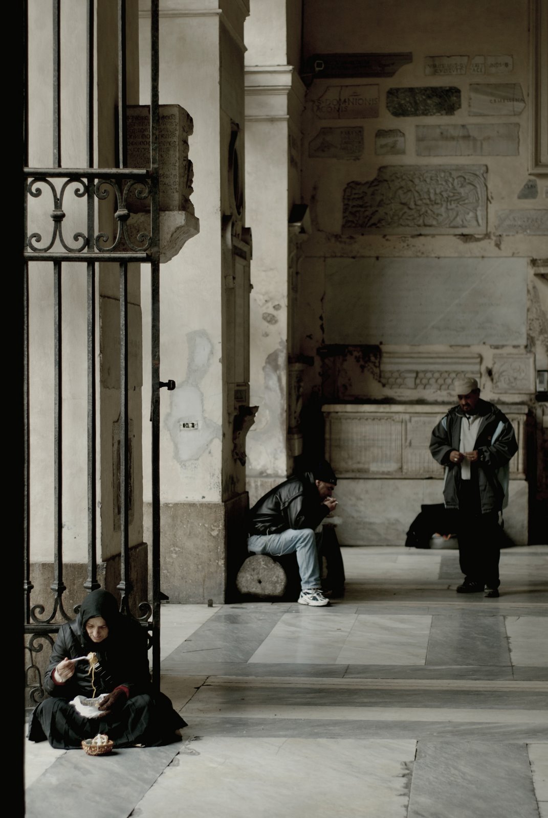 [Homeless+in+Trastevere.jpg]