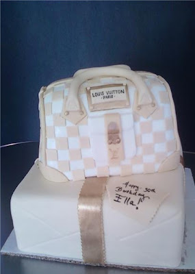 Tara's Piece of Cake: Louis Vuitton Birthday Cake