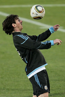 Argentina Training And Press Conference - 2010 FIFA World Cup Lionel Messi of Argentina's national football team conteolls the ball during a team training session on June 10, 2010 in Pretoria, South Africa.