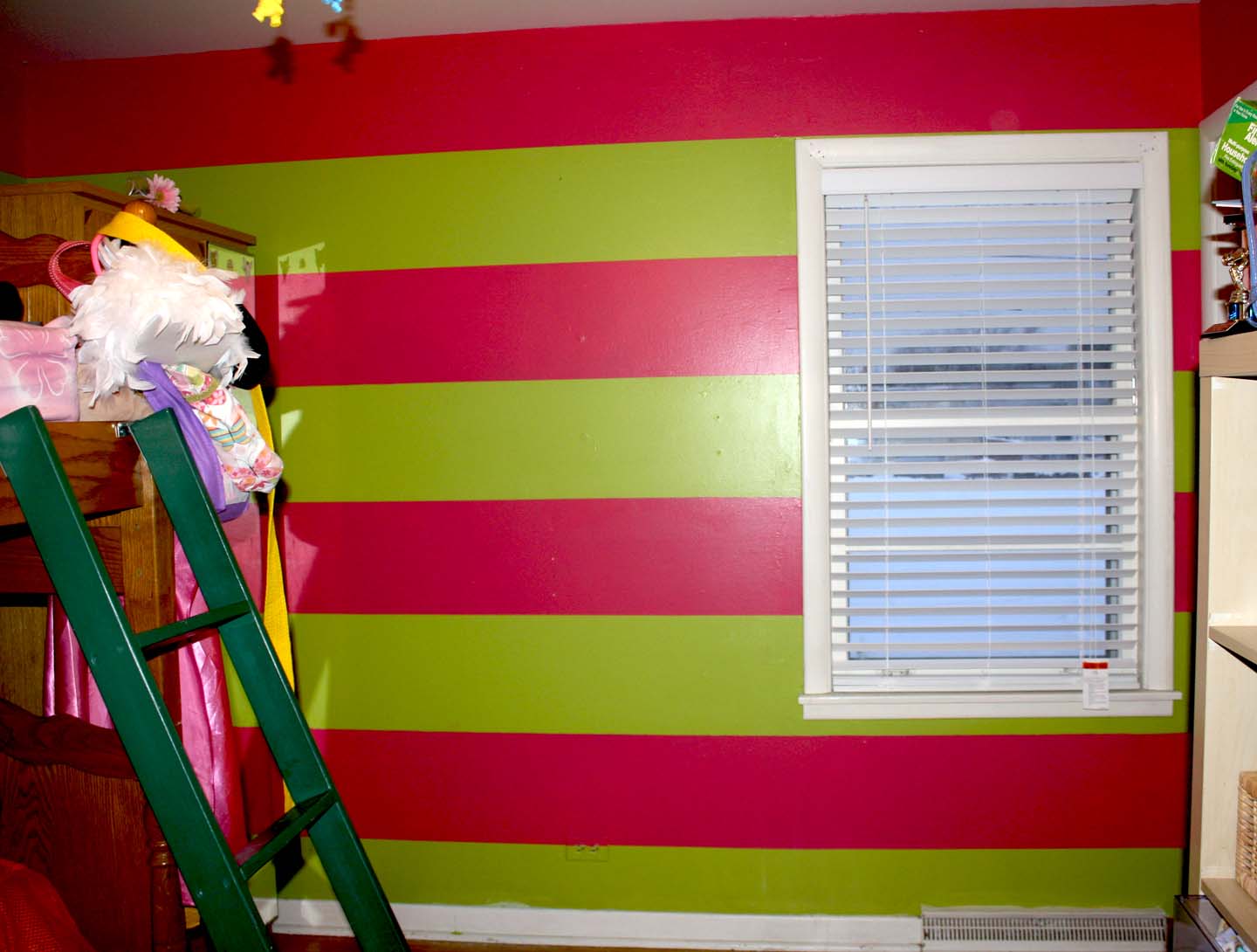 [Striped+Paint.jpg]