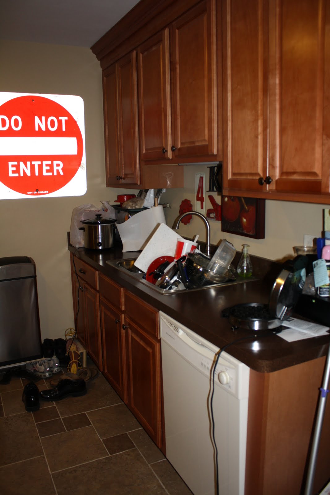 [Sink+with+Dishes.JPG]