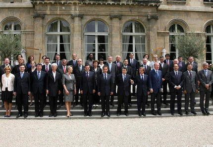 [Fillon+IV+Government+June+2009.jpg]