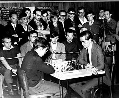 Chess legends - The Brazilian Bobby Fischer: The Rise of Henrique Costa  Mecking 