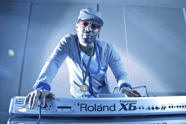 Produtor Bangladesh fala tudo sobre a música 6 Foot, 7 Foot Produtor Bangladesh fala tudo sobre a música 6 Foot, 7 Foot