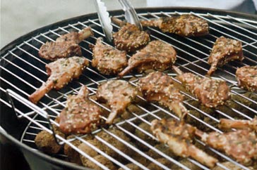[crusted+lamb+cutlets.jpg]