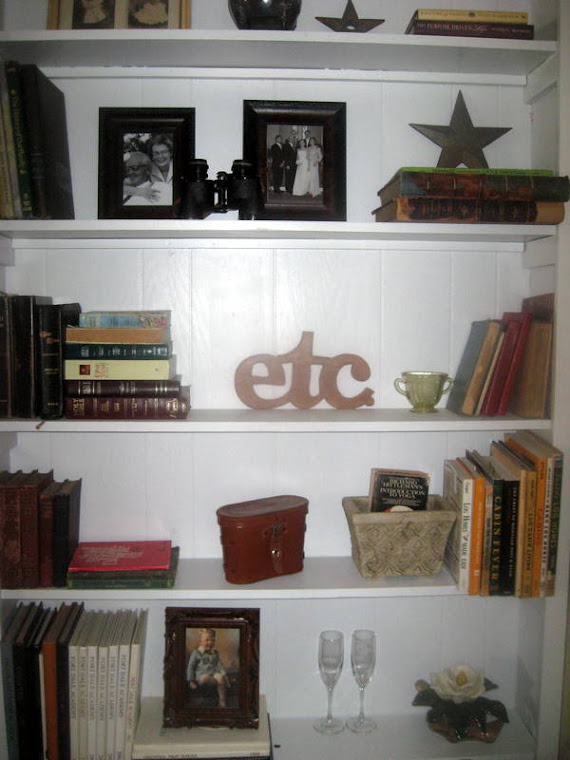 shelf display right