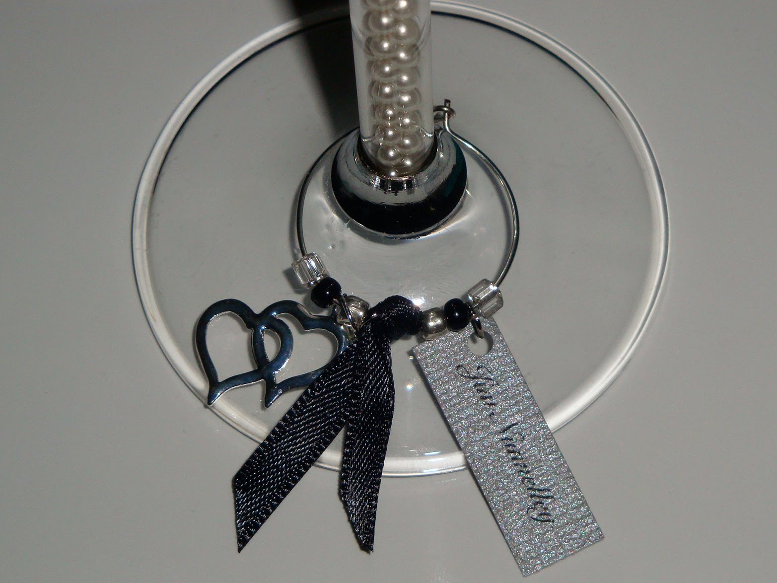 Miss Barrettes Blogs: D.I.Y Personalized Wine Charms? Check!