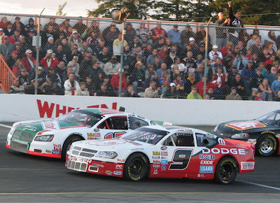 http://4.bp.blogspot.com/_jsHIajLmnh8/RovKeL7SPGI/AAAAAAAABLM/ziw3S-e4ZcE/s400/Dilley+on+pole+Barrie+Speedway.jpg
