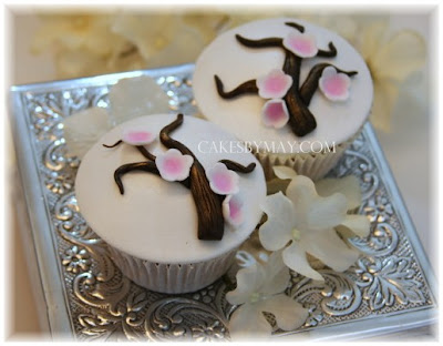 These Cherry Blossoms cupcakes are perfect for a wedding or bridal shower