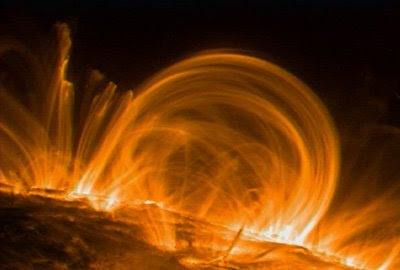 O sol explode Imagem de explosão solar